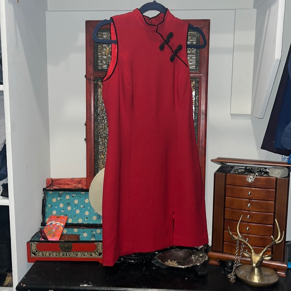 90s Bebe Red Cheongsam Mini Dress -size 8 but fits like an extra small